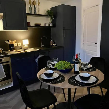 Maison Hyper Centre-hopital Et Parking Apartment